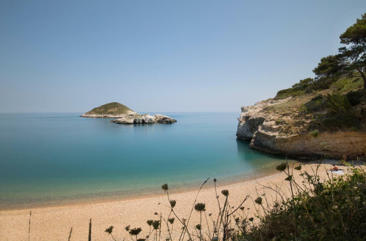 Отель Baia Di Campi Вьесте Экстерьер фото