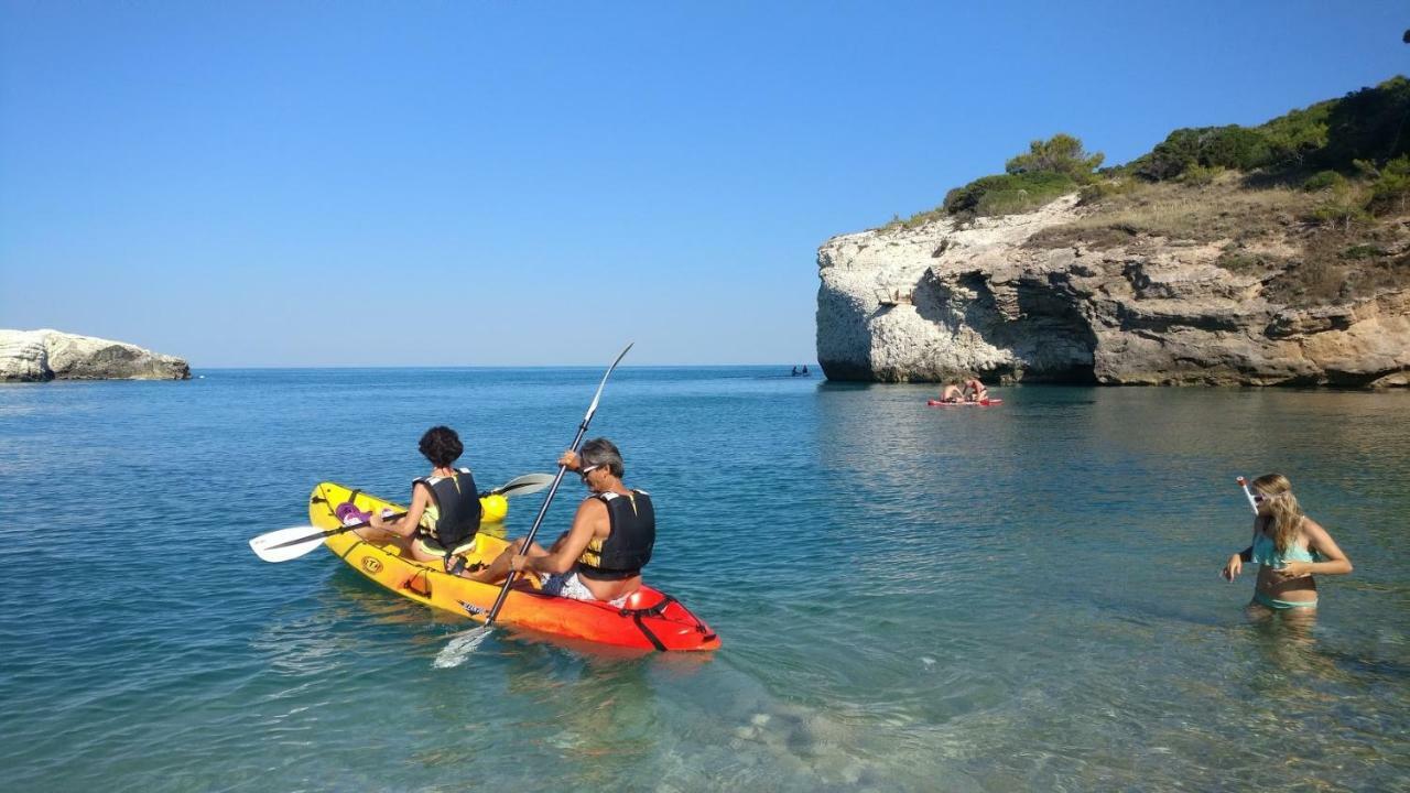 Отель Baia Di Campi Вьесте Экстерьер фото