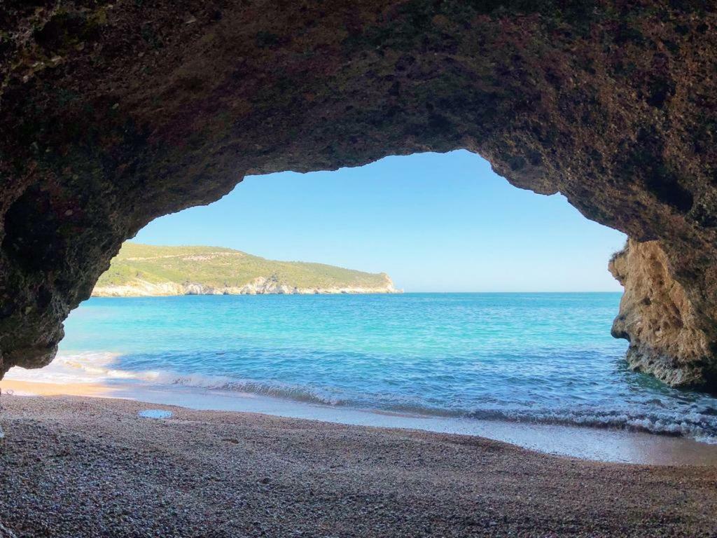 Отель Baia Di Campi Вьесте Экстерьер фото